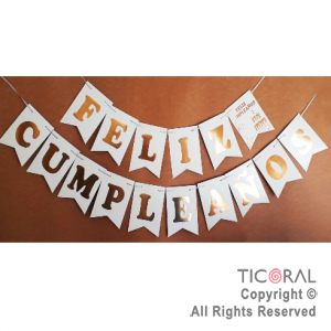 BANDERIN FELIZ CUMPLE COLOR BLANCO CON STAMPING x 1