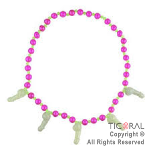 CHAS COLLAR DE PERLAS FUCSIAS CON PENES HS8788 X 1