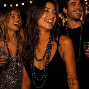 COLGANTE COLLAR DE CUENTAS NEGRO SET X 4