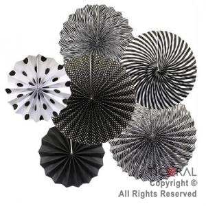 ADORNO GUIRNALDA ABANICO ROSETAS CARTULINA DISE�O NEGRO KIT X 6 UNIDADES