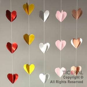 GUIRNALDA 10 CORAZONES 3 D METALIZADO COLORES SURTIDOS x 12
