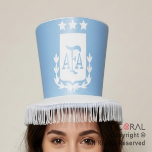 SOMBRERO GALERA FUTBOL 20 CM ARGENTINA ESCUDO AFA CON FLECOS CELESTE Y BLANCO x 1