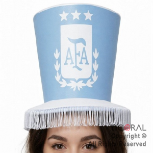 SOMBRERO GALERA FUTBOL 20 CM ARGENTINA ESCUDO AFA CON FLECOS CELESTE Y BLANCO x 1