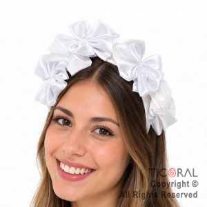 VINCHA CON 7 FLORCITAS TELA BLANCO